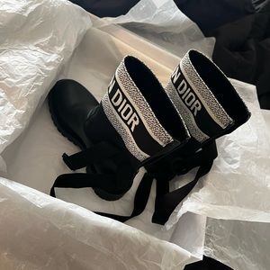 Dior D-Major Low Boots
